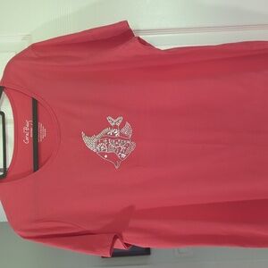 ♥️BUNDLE ITEM♥️CORAL BAY FISH EMBELLISHED SHORT SLEEVE 1X CORAL COLOR TOP